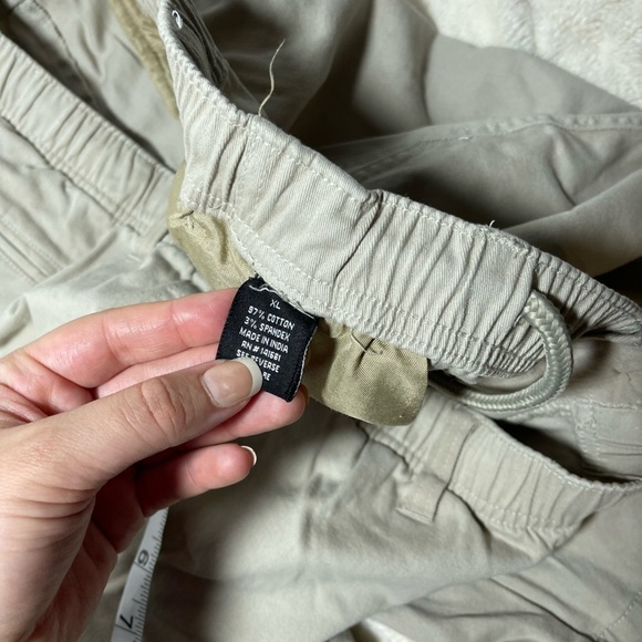 Architect Men's Beige Flat Front Shorts - Picture 6 of 7